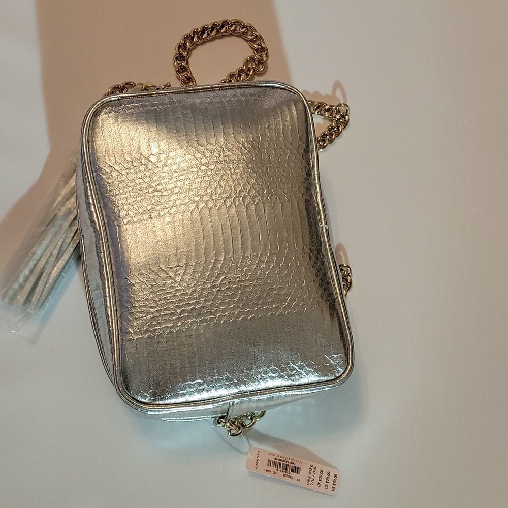 BRAND NEW VICTORIA SECRET SILVER WITH SHOULDER STRAP BAG - Picture 8 of 16